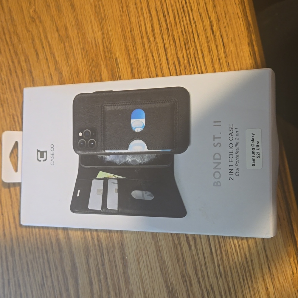Caseco cell/wallet case